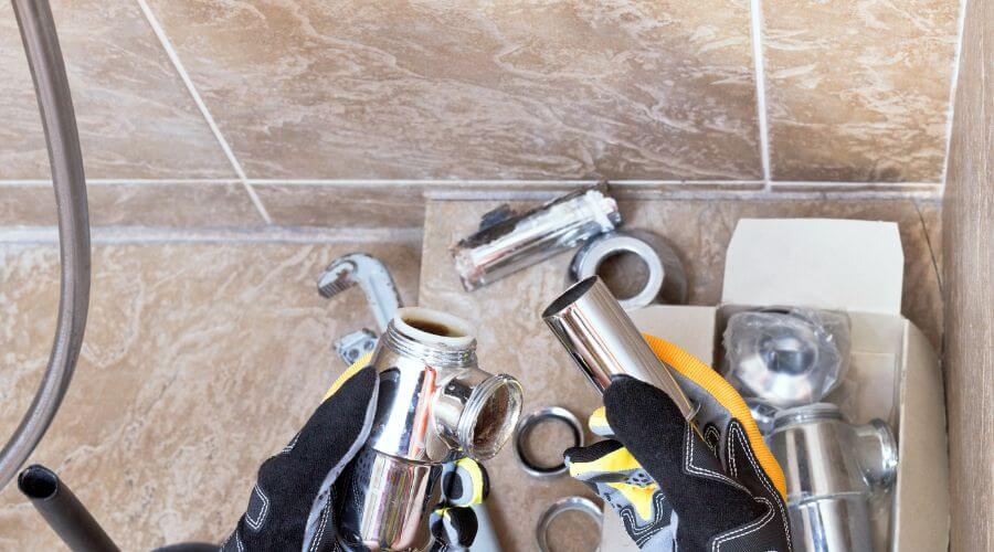 Professional gutter cleaning in Peru, NE